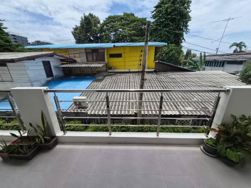 Golden Coast Siracha (Phase 2), Chon Buri (Pattaya), 111 Sukhumvit Road, Bang Phra, Si Racha, Chon Buri (Pattaya), 2 Bedrooms, 77 sqm, Condo For Sale, by Dawan Pharanat, 500570072 - DDproperty.com