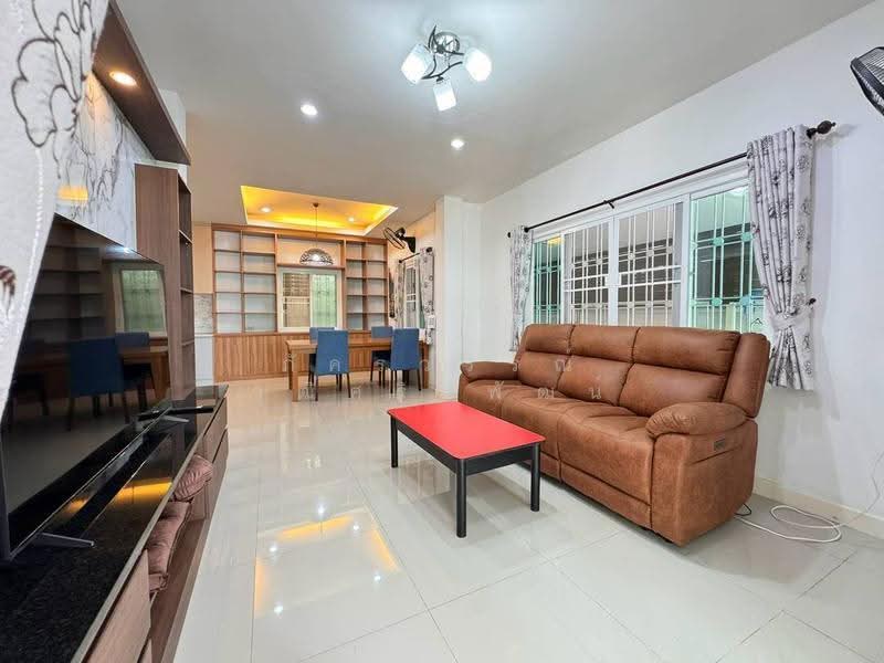 Pattalet, Chon Buri (Pattaya), Bang Lamung, Bang Lamung (Pattaya), Chon Buri (Pattaya), 3 Bedrooms, 180 sqm, Single Detached House For Rent, by ภัครวรรณ์ วุฒิศรินพัฒน์, 500570074 - DDproperty.com