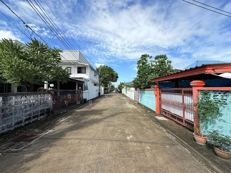 Mu Ban Bua Khao Ramkhamhaeng 174, Bangkok, Soi Ramkhamhaeng 174, Saen Sab, Min Buri, Bangkok, 5 Bedrooms, 184 sqm, Single Detached House For Sale, by คุณ นุชนาฏ ปทุมสูตร (จ๋า), 500570087 - DDproperty.com