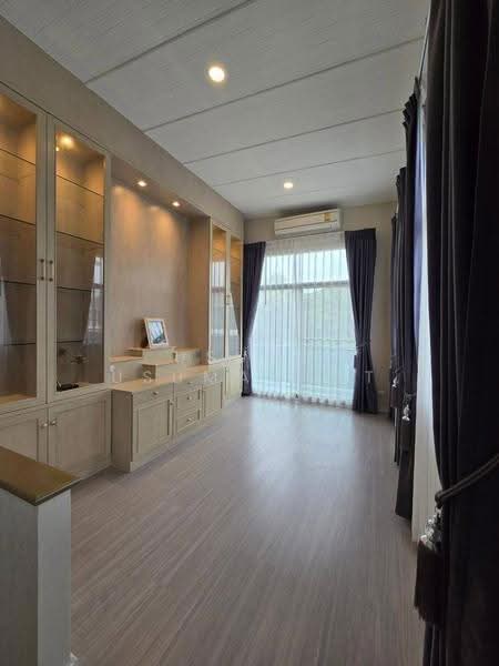 Perfect Place Rama 9-Krungthep Kreetha, Bangkok, Srinakarin - Rom Klao Road, Khlong Song Ton Nun, Lat Krabang, Bangkok, 4 Bedrooms, 176 sqm, Single Detached House For Rent, by Usuma Usumachat, 500570097 - DDproperty.com