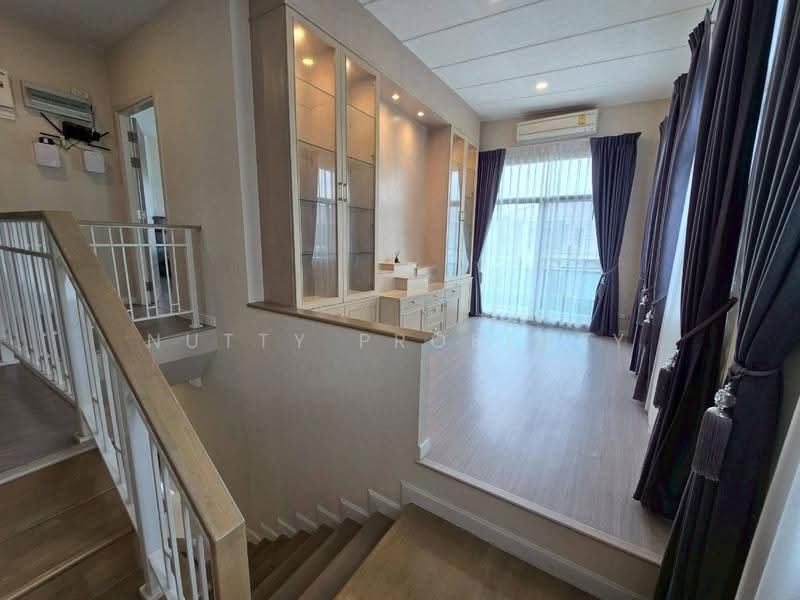 Perfect Place Rama 9-Krungthep Kreetha, Bangkok, Srinakarin - Rom Klao Road, Khlong Song Ton Nun, Lat Krabang, Bangkok, 4 Bedrooms, 176 sqm, Single Detached House For Rent, by Nutty Property, 500570099 - DDproperty.com