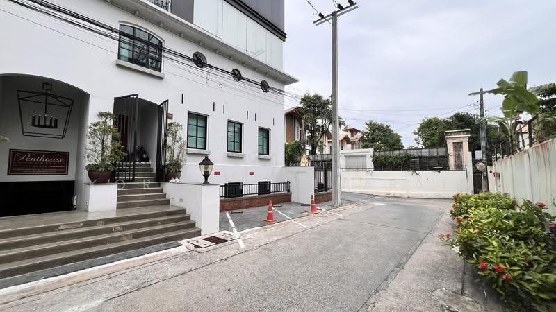 Penthouse Condominium 3, Bangkok, Sukhumvit 65, Phra Kanong Nua, Watthana, Bangkok, 2 Bedrooms, 191 sqm, Condo For Sale, by Korn Thiptharat, 500570100 - DDproperty.com