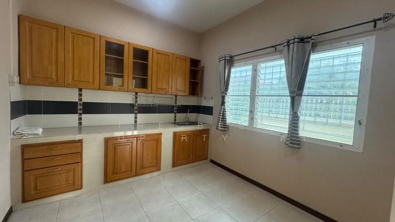 หมู่บ้านนาวีเฮ้าส์26 ชลบุรี, Chon Buri (Pattaya), Sattahip, Chon Buri (Pattaya), 3 Bedrooms, 150 sqm, Single Detached House For Sale, by The Best Property ดา, 500570127 - DDproperty.com