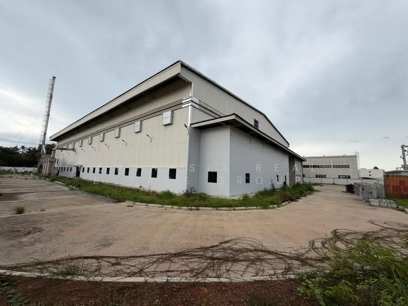 ขายโรงงานหลอมทองแดง 3 ไร่ พร้อมใบ รง.4 ศรีมหาโพธิ์ จังหวัดปราจีนบุรี โรงงานใหม่ ไม่เคยใช้งาน, ปราจีนบุรี, ศรีมหาโพธิ, ปราจีนบุรี, 2,900 ตร.ม., โกดัง-โรงงาน ขาย, โดย Forty-Six Real Estate Group, 500570196 - DDproperty.com