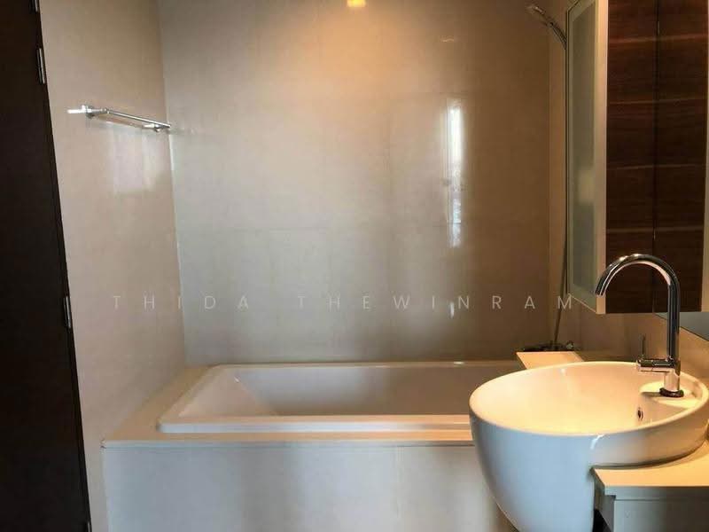 Sky Walk Residences, Bangkok, 1599 Sukhumvit Road, Phra Kanong Nua, Watthana, Bangkok, 1 Bedroom, 54 sqm, Condo For Rent, by Thida Thewinram, 500570220 - DDproperty.com