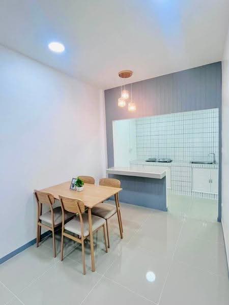 ขายทาวน์โฮมรีโนเวททใหม่ ม.จันทนาธานี ชากค้อ หนองขาม ศรีราชา, Chon Buri (Pattaya), Nong - Kham, Si Racha, Chon Buri (Pattaya), 2 Bedrooms, 80 sqm, Townhouse For Sale, by Dusit Saengfa, 500570243 - DDproperty.com