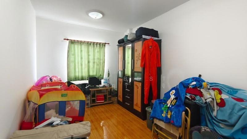 หมู่บ้านวราภิรมย์2 นครชัยศรี, Nakhon Pathom, Bang Krabao, Nakhon Chai Sri, Nakhon Pathom, 3 Bedrooms, 150 sqm, Semi-Detached House (Twin House) For Sale, by The Best Property จิฟฟี่, 500570248 - DDproperty.com