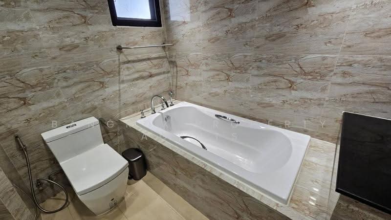 Tonson Court, Bangkok, Ploenchit Road, Lumphini, Pathum Wan, Bangkok, 3 Bedrooms, 240 sqm, Condo For Rent, by BANGKOK PROPERTY AGENTS, 500570257 - DDproperty.com