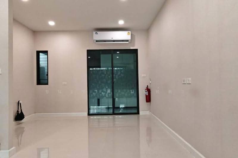 Patio Bangna-Wongwaen : พาทิโอ บางนา-วงแหวน, สมุทรปราการ, 199-21 ซอย กิ่งแก้ว 25/1, ราชาเทวะ, บางพลี, สมุทรปราการ, 110 ตร.ม., ทาวน์เฮ้าส์ ขาย, โดย ชนะชาติ นนท์ตา, 500570265 - DDproperty.com