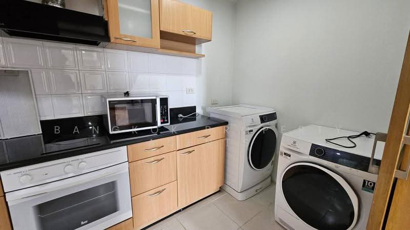 Queen’s Park View, Bangkok, 55 Soi Methi Niwet, Khong Tan, Khlong Toei, Bangkok, 2 Bedrooms, 91 sqm, Condo For Rent, by BANGKOK PROPERTY AGENTS, 500570266 - DDproperty.com