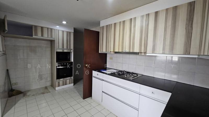 Windsor Tower, Bangkok, 9 Sukhumvit 20 Alley, Khwaeng Khlong Toei, Khlong Toei, Bangkok, 3 Bedrooms, 305 sqm, Condo For Rent, by BANGKOK PROPERTY AGENTS, 500570269 - DDproperty.com