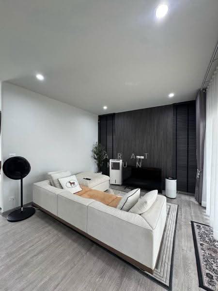 Saransiri Ramkhamhaeng, Bangkok, Khlong Song Ton Nun, Lat Krabang, Bangkok, 3 Bedrooms, 184 sqm, Single Detached House For Rent, by Jutarat Jitmun, 500570292 - DDproperty.com