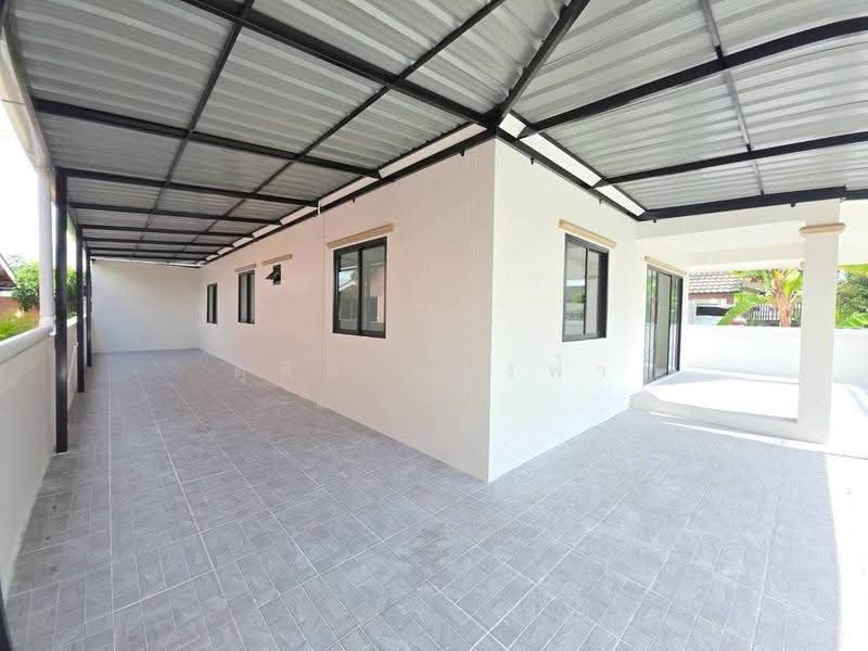 ขายบ้านเดี่ยวรีโนเวทใหม่ ม.ปาล์วิว หนองค้อ ศรีราชา, Chon Buri (Pattaya), Surasak, Si Racha, Chon Buri (Pattaya), 3 Bedrooms, 150 sqm, Single Detached House For Sale, by Dusit Saengfa, 500570306 - DDproperty.com