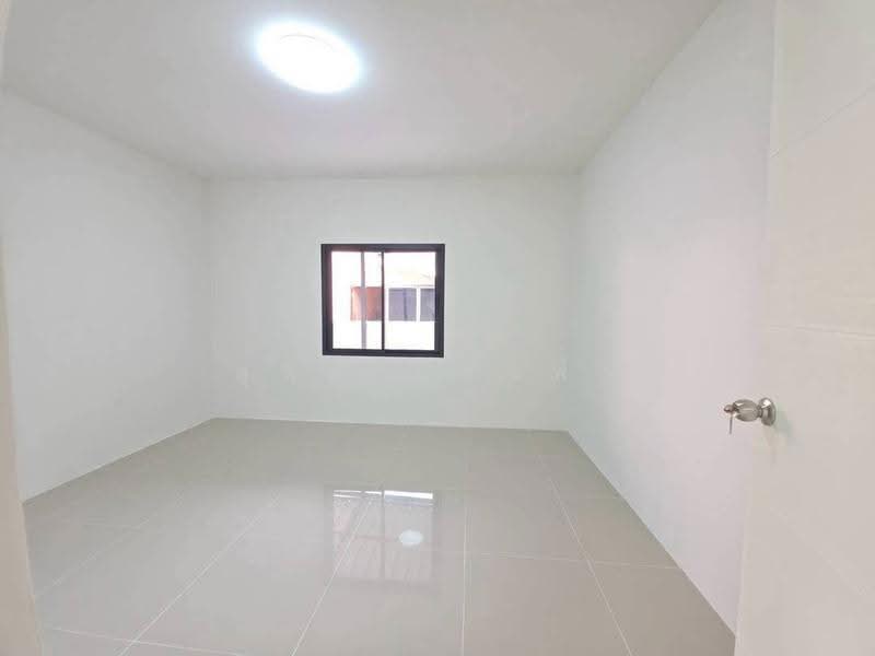 ขายบ้านเดี่ยวรีโนเวทใหม่ ม.ปาล์วิว หนองค้อ ศรีราชา, Chon Buri (Pattaya), Surasak, Si Racha, Chon Buri (Pattaya), 3 Bedrooms, 150 sqm, Single Detached House For Sale, by Dusit Saengfa, 500570306 - DDproperty.com