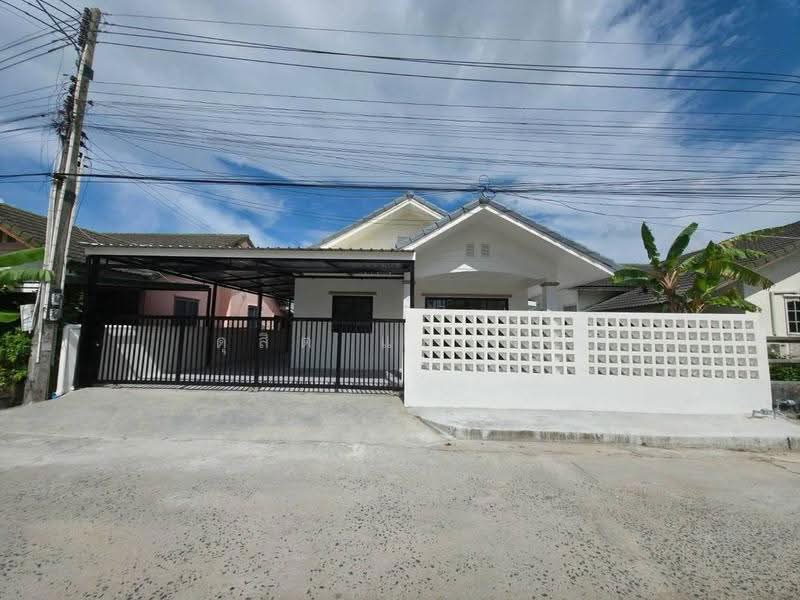 ขายบ้านเดี่ยวรีโนเวทใหม่ ม.ปาล์วิว หนองค้อ ศรีราชา, Chon Buri (Pattaya), Surasak, Si Racha, Chon Buri (Pattaya), 3 Bedrooms, 150 sqm, Single Detached House For Sale, by Dusit Saengfa, 500570306 - DDproperty.com