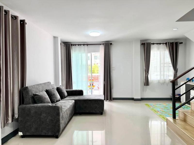 ขายบ้านเดี่ยว ม.เดอะทรี หนองยายบู่ ศรีราชา, Chon Buri (Pattaya), Surasak, Si Racha, Chon Buri (Pattaya), 3 Bedrooms, 160 sqm, Single Detached House For Sale, by Dusit Saengfa, 500570317 - DDproperty.com