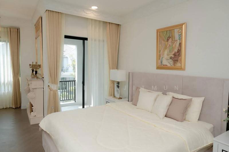Nantawan Rama 9 - New Krungthepkreetha, Bangkok, Saphan Sung, Bangkok, 4 Bedrooms, 302 sqm, Single Detached House For Sale, by Jutarat Jitmun, 500570326 - DDproperty.com