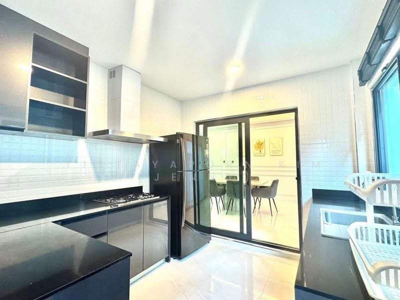 Centro Bangna : เซนโทร บางนา, สมุทรปราการ, 111 ซอย3, บางแก้ว, บางพลี, สมุทรปราการ, 303 ตร.ม., บ้านเดี่ยว ให้เช่า, โดย Tittayaporn Kim (Jenny), 500570328 - DDproperty.com