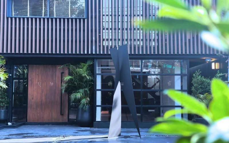 ขายบ้านสวยพร้อมสระว่ายน้ำ อ่อนนุช 17 บ้านสร้างใหม่ ใจกลางเมืองอ่อนนุช นอกหมู่บ้าน แต่งครบ พร้อมอยู่, กรุงเทพ, อ่อนนุช, สวนหลวง, กรุงเทพ, 300 ตร.ม., บ้านเดี่ยว ขาย, โดย บุษบา รัตนวงษ์ชัย, 500570341 - DDproperty.com