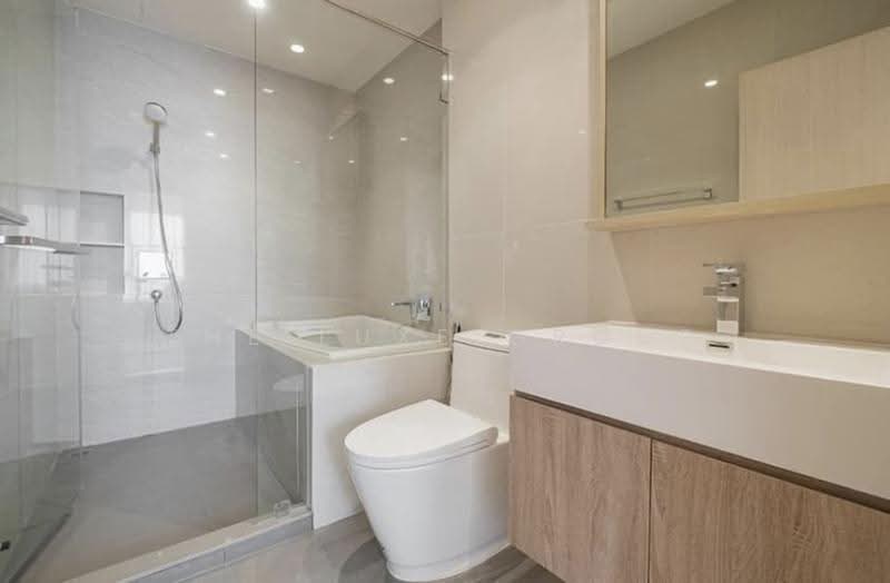 Maru Ekkamai 2, Bangkok, 70-5 Sukhumvit 63 Road, Phra Kanong Nua, Watthana, Bangkok, 2 Bedrooms, 60 sqm, Condo For Rent, by The Luxe Group, 500570351 - DDproperty.com