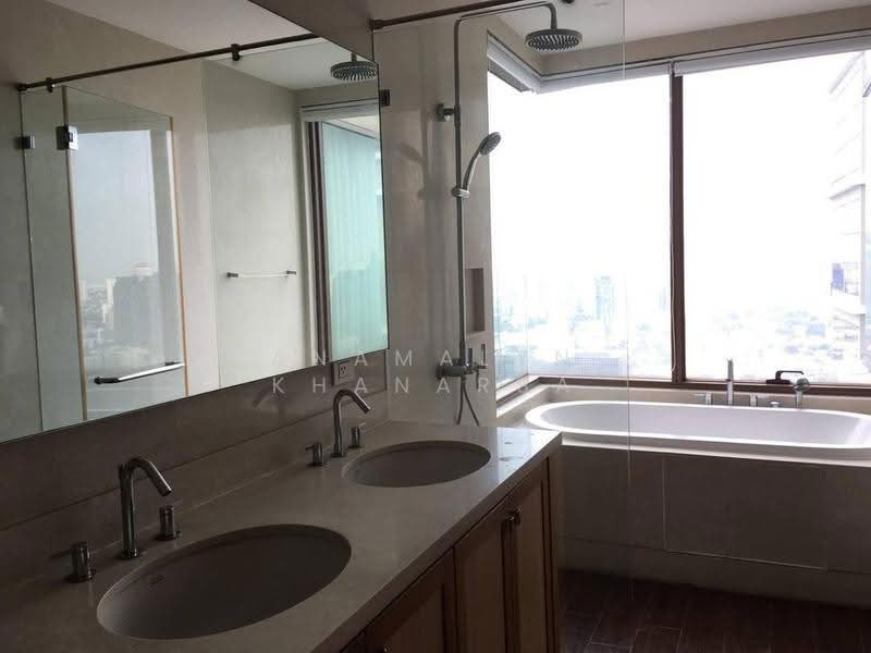 The Emporio Place, Bangkok, 93 Soi Sukhumvit 24, Sukhumvit Road, Khong Tan, Khlong Toei, Bangkok, 2 Bedrooms, 107 sqm, Condo For Rent, by Anamalyn Khanarsa, 500570352 - DDproperty.com