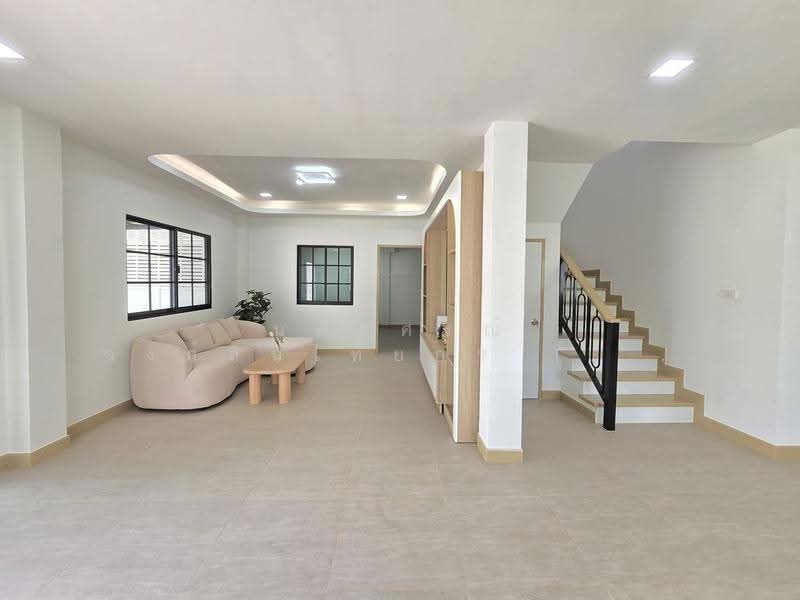 หมู่บ้านเอกกวิน เลียบคลองสอง คลองสามวา, Bangkok, เลียบคลองสอง, Bang Chun, Khlong Sam Wa, Bangkok, 4 Bedrooms, 200 sqm, Single Detached House For Sale, by นภัสศรณ์ วงศ์สินไทยกร (นันท์), 500570353 - DDproperty.com