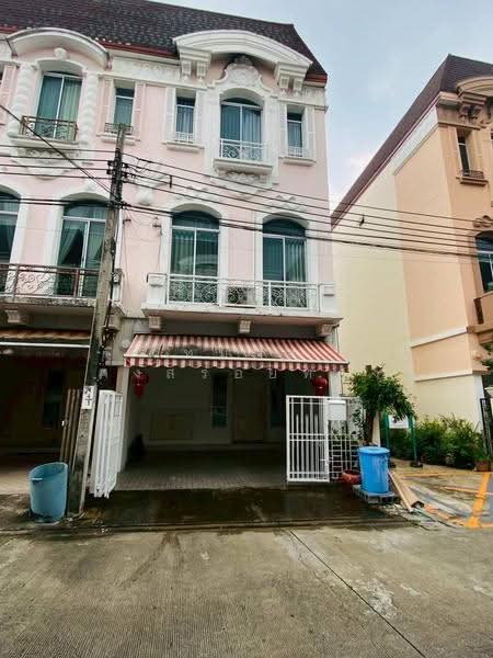 Baan Klangmuang Grand De Paris Ratchada, Bangkok, Pradit Manutham Road, Wang Thonglang, Bangkok, 3 Bedrooms, 190 sqm, Townhouse For Rent, by ทมิตา คงสร้อยทอง, 500570365 - DDproperty.com