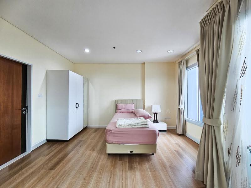Intro Phaholyothin-Pradipat, Bangkok, Pradipat, Samsen Nai, Phaya Thai, Bangkok, 1 Bedroom, 38 sqm, Condo For Sale, by Laksana Chaichana, 500570366 - DDproperty.com