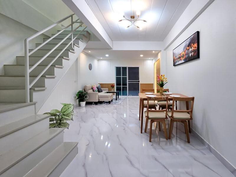 ขายทาวน์เฮ้าส์ : หมู่บ้านพระปิ่น 3, Nonthaburi, Bang Mae Nang, Bang Yai, Nonthaburi, 3 Bedrooms, 136 sqm, Townhouse For Sale, by Poonyaporn Veerabulyarit, 500570400 - DDproperty.com