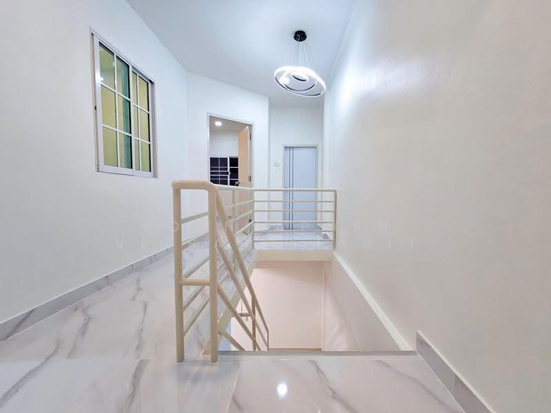 ขายทาวน์เฮ้าส์ : หมู่บ้านพระปิ่น 3, Nonthaburi, Bang Mae Nang, Bang Yai, Nonthaburi, 3 Bedrooms, 136 sqm, Townhouse For Sale, by Poonyaporn Veerabulyarit, 500570400 - DDproperty.com