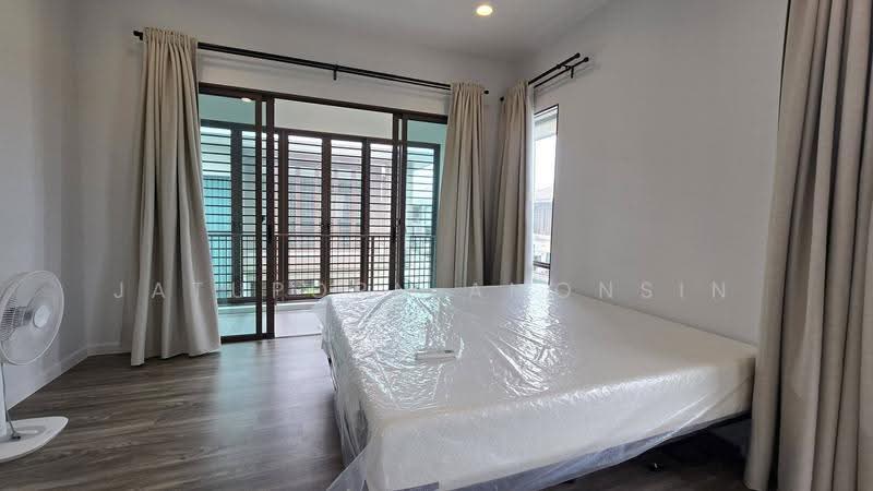 Burasiri Krungthep Kreetha, Bangkok, 95 Soi Pracha Ruam Chai, Hua Mak, Bang Kapi, Bangkok, 4 Bedrooms, 195 sqm, Single Detached House For Sale, by Jatuporn Amonsin, 500570407 - DDproperty.com