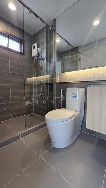 Burasiri Krungthep Kreetha, Bangkok, 95 Soi Pracha Ruam Chai, Hua Mak, Bang Kapi, Bangkok, 4 Bedrooms, 195 sqm, Single Detached House For Sale, by Jatuporn Amonsin, 500570407 - DDproperty.com
