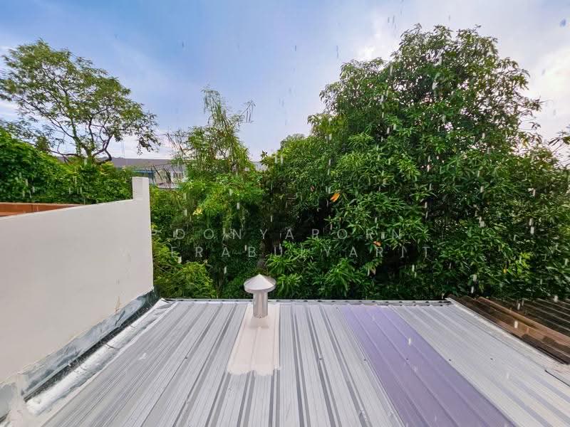 ขายทาวน์เฮ้าส์ : หมู่บ้านมนวดี วัดลาดปลาดุก, Nonthaburi, Phimonrat, Bang Bua Thong, Nonthaburi, 3 Bedrooms, 128 sqm, Townhouse For Sale, by Poonyaporn Veerabulyarit, 500570411 - DDproperty.com