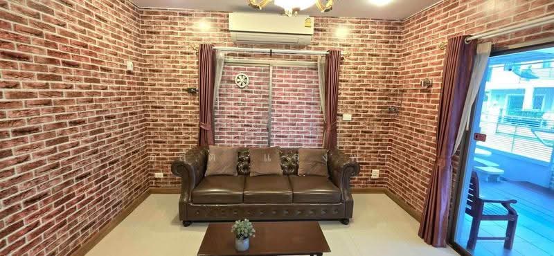 ให้เช่าบ้านแฝด ม.ไลฟ์ซิตี้พาร์ค บ่อวิน ศรีราชา, Chon Buri (Pattaya), Bo Win, Si Racha, Chon Buri (Pattaya), 3 Bedrooms, 150 sqm, Semi-Detached House (Twin House) For Rent, by Dusit Saengfa, 500570423 - DDproperty.com