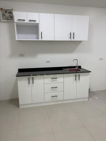 Baan Klang Mueang The Paris Ratchavipha, Bangkok, Ratchadapisek Road, Lat Yao, Chatuchak, Bangkok, 4 Bedrooms, 400 sqm, Townhouse For Rent, by Korakot Lotongkum, 500570426 - DDproperty.com