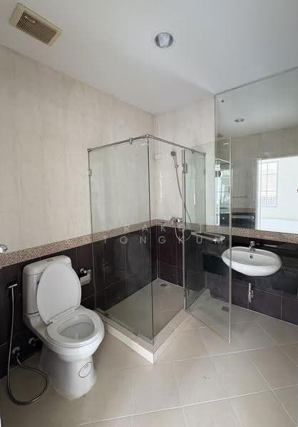 Baan Klang Mueang The Paris Ratchavipha, Bangkok, Ratchadapisek Road, Lat Yao, Chatuchak, Bangkok, 4 Bedrooms, 400 sqm, Townhouse For Rent, by Korakot Lotongkum, 500570426 - DDproperty.com