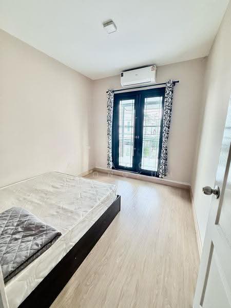Areeya The Color 1, Bangkok, Lat Pla Khao Road, Chorake Bua, Lat Phrao, Bangkok, 3 Bedrooms, 155 sqm, Townhouse For Rent, by Korakot Lotongkum, 500570427 - DDproperty.com