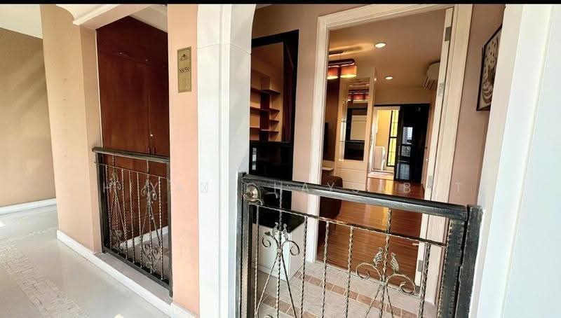 The Crest Phahonyothin 11, Bangkok, Soi Phaholyothin 11 Phaholyothin Road, Samsen Nai, Phaya Thai, Bangkok, 2 Bedrooms, 54 sqm, Condo For Rent, by Thiya​ Chaysabut, 500570428 - DDproperty.com