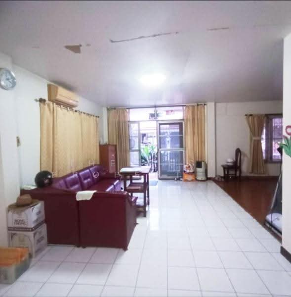 เจ้าพระยาสุวรรณภูมิ (ซอยคุ้มเกล้า 35), Bangkok, Lam Pla Tiew, Lat Krabang, Bangkok, 3 Bedrooms, 150 sqm, Single Detached House For Sale, by The Best Property เปิ้ล, 500570473 - DDproperty.com