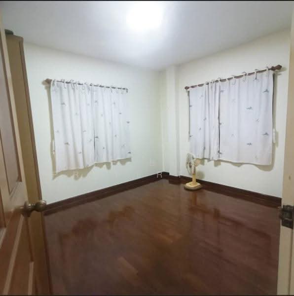 เจ้าพระยาสุวรรณภูมิ (ซอยคุ้มเกล้า 35), Bangkok, Lam Pla Tiew, Lat Krabang, Bangkok, 3 Bedrooms, 150 sqm, Single Detached House For Sale, by The Best Property เปิ้ล, 500570473 - DDproperty.com