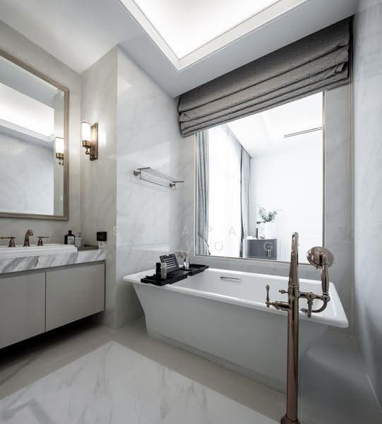 The Boulevard Ekkamai, Bangkok, 98 Soi Prasertdee, Khlong Tan Nua, Watthana, Bangkok, 4 Bedrooms, 500 sqm, Single Detached House For Sale, by Sutapat Pariwong, 500570491 - DDproperty.com