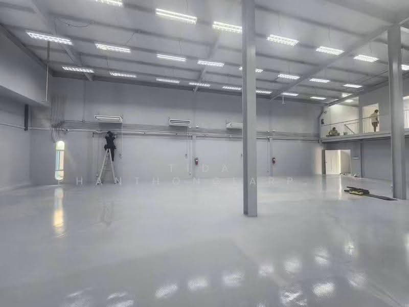 Warehouse for rent at Ramkhamhaeng 118: Temperature-controlled facility with a 2-story, Bangkok, Saphan Sung, Bangkok, , 900 sqm, Warehouse/Factory For Rent, by Tida phanthonglarptawee, 500570511 - DDproperty.com