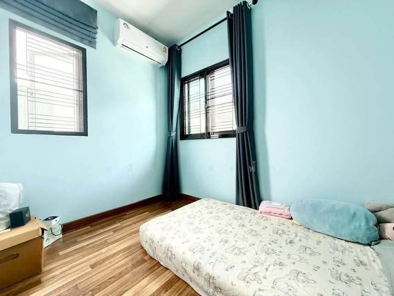 ขายบ้านแฝด ม.มณีรินทร์แหลมฉบัง ศรีราชา, Chon Buri (Pattaya), Thung Suk La, Si Racha, Chon Buri (Pattaya), 4 Bedrooms, 100 sqm, Semi-Detached House (Twin House) For Sale, by Dusit Saengfa, 500570512 - DDproperty.com