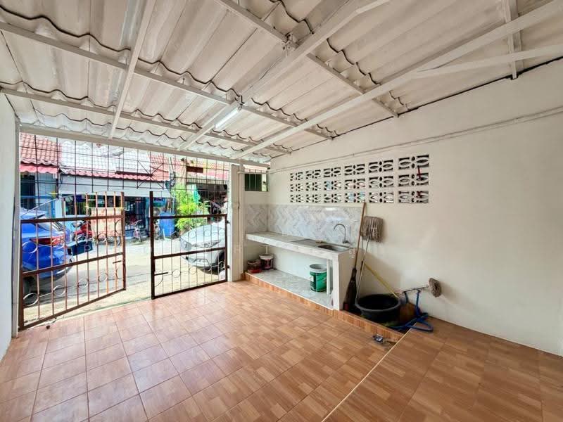 Siam Niwet 1, Samut Prakan, ตำบล ในคลองบางปลากด อำเภอพระสมุทรเจดีย์ สมุทรปราการ ในคลองบางปลากด , พระสมุทรเจดีย์ , สมุทรปราการ, Nai Khlong Bang Pla Kot, Phra Samut Jadee, Samut Prakan, 2 Bedrooms, 100 sqm, Townhouse For Sale, by The Best Property ลูกเจี๊ยบ, 500570539 - DDproperty.com