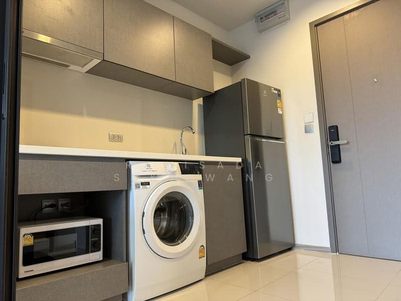 Life Asoke Hype, Bangkok, 339 Chaturathit Rd, Makkasan, Ratchathewi, Bangkok, 1 Bedroom, 32 sqm, Condo For Rent, by RAWISADA SUKSAWANG, 500570619 - DDproperty.com