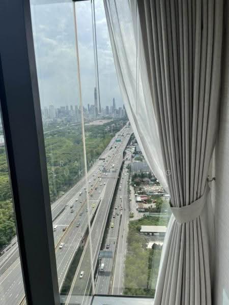 Life Asoke Hype, Bangkok, 339 Chaturathit Rd, Makkasan, Ratchathewi, Bangkok, 2 Bedrooms, 65 sqm, Condo For Rent, by RAWISADA SUKSAWANG, 500570635 - DDproperty.com