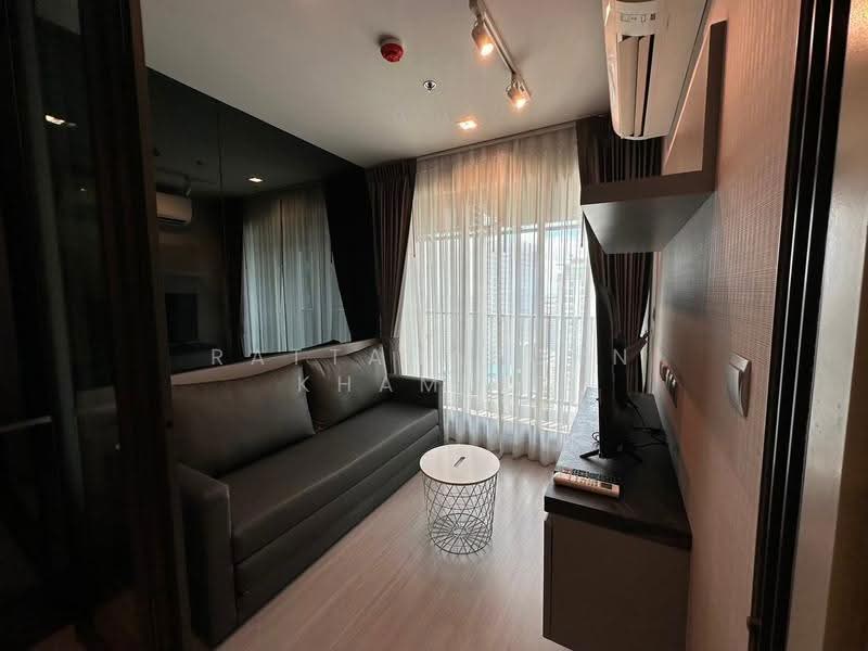 Life Ladprao, Bangkok, 992 Ladprao Road, Jom Phon, Chatuchak, Bangkok, 1 Bedroom, 36 sqm, Condo For Rent, by Rattanaporn Khamlit, 500570643 - DDproperty.com