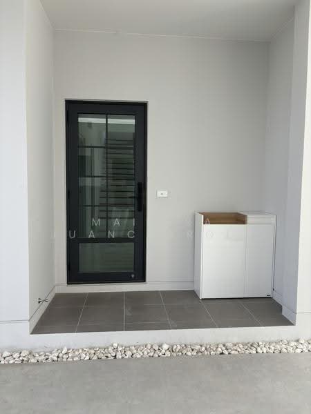 Centro Bangna, Samut Prakan, 111 Soi 3, Bang Kaeo, Bang Plee, Samut Prakan, 4 Bedrooms, 365 sqm, Single Detached House For Rent, by Maiyara Juancharoen, 500570650 - DDproperty.com
