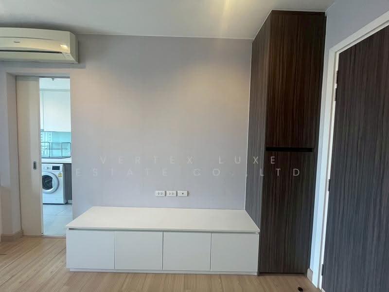 Urbano Absolute Sathon-Taksin, Bangkok, 345 Charoen Nakhon 14/2 Alley, Khlong Ton Sai, Khlong San, Bangkok, Studio, 30 sqm, Condo For Rent, by Vertex Luxe Estate Co.,LTD, 500570655 - DDproperty.com