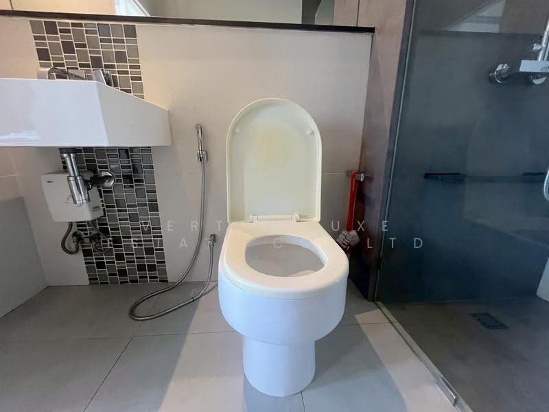 Urbano Absolute Sathon-Taksin, Bangkok, 345 Charoen Nakhon 14/2 Alley, Khlong Ton Sai, Khlong San, Bangkok, Studio, 30 sqm, Condo For Rent, by Vertex Luxe Estate Co.,LTD, 500570655 - DDproperty.com